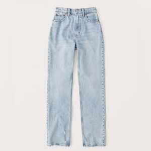 Abercrombie & Fitch Women's Curve Love Ultra High Rise 90s Straight Jean